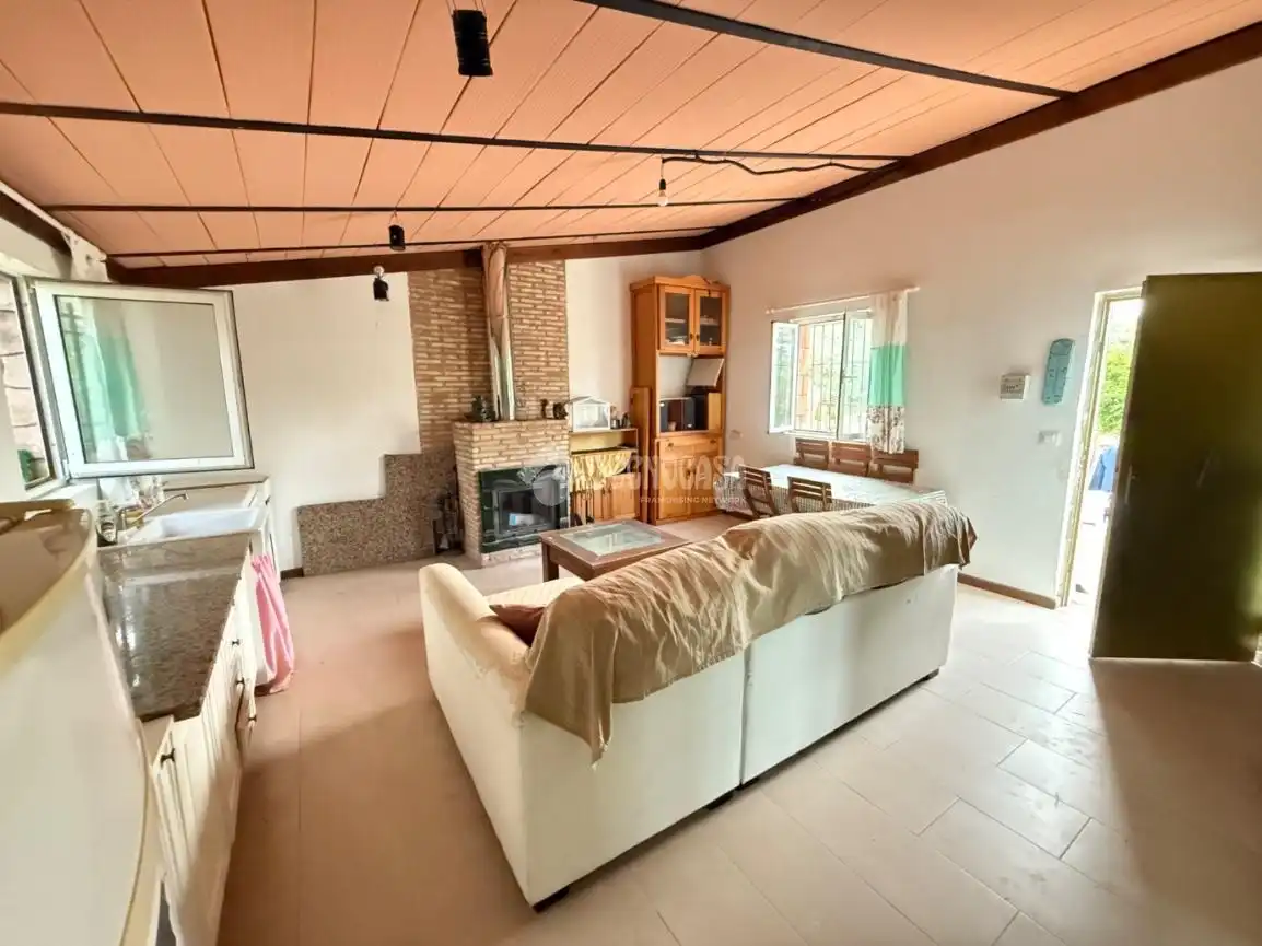 Sala d'estar de Finca rústica en venda en Mengíbar