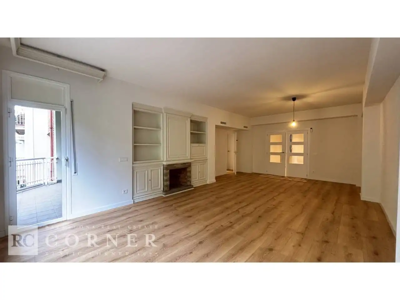 Flat for rent in Barcelona  with Air Conditioner, Heating and Terrace