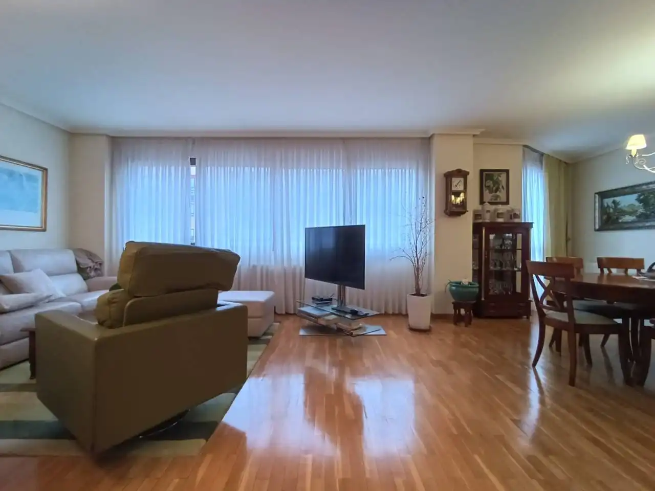 Wohnzimmer von Wohnung zum Verkauf in Burgos mit Heizung, Parkett und Terrasse