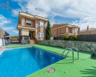 Swimming pool of House or chalet for sale in Villanueva de Perales  with Air Conditioner, Swimming Pool and Balcony