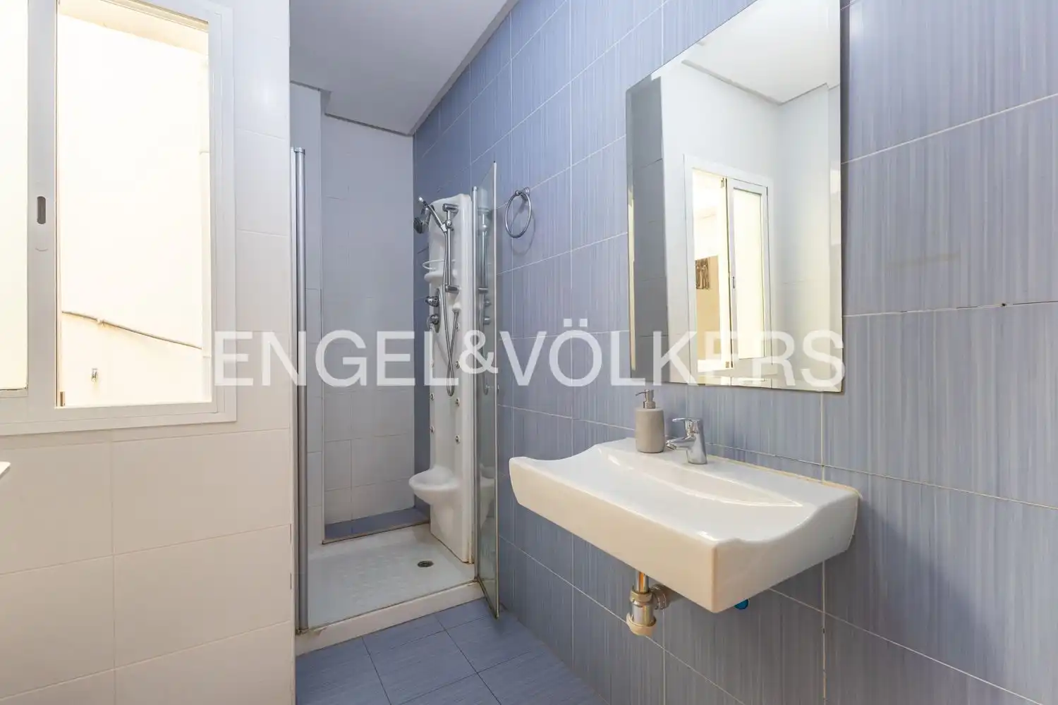 Baño de Dúplex en venta en Valencia con Aire acondicionado, Calefacción y Parquet