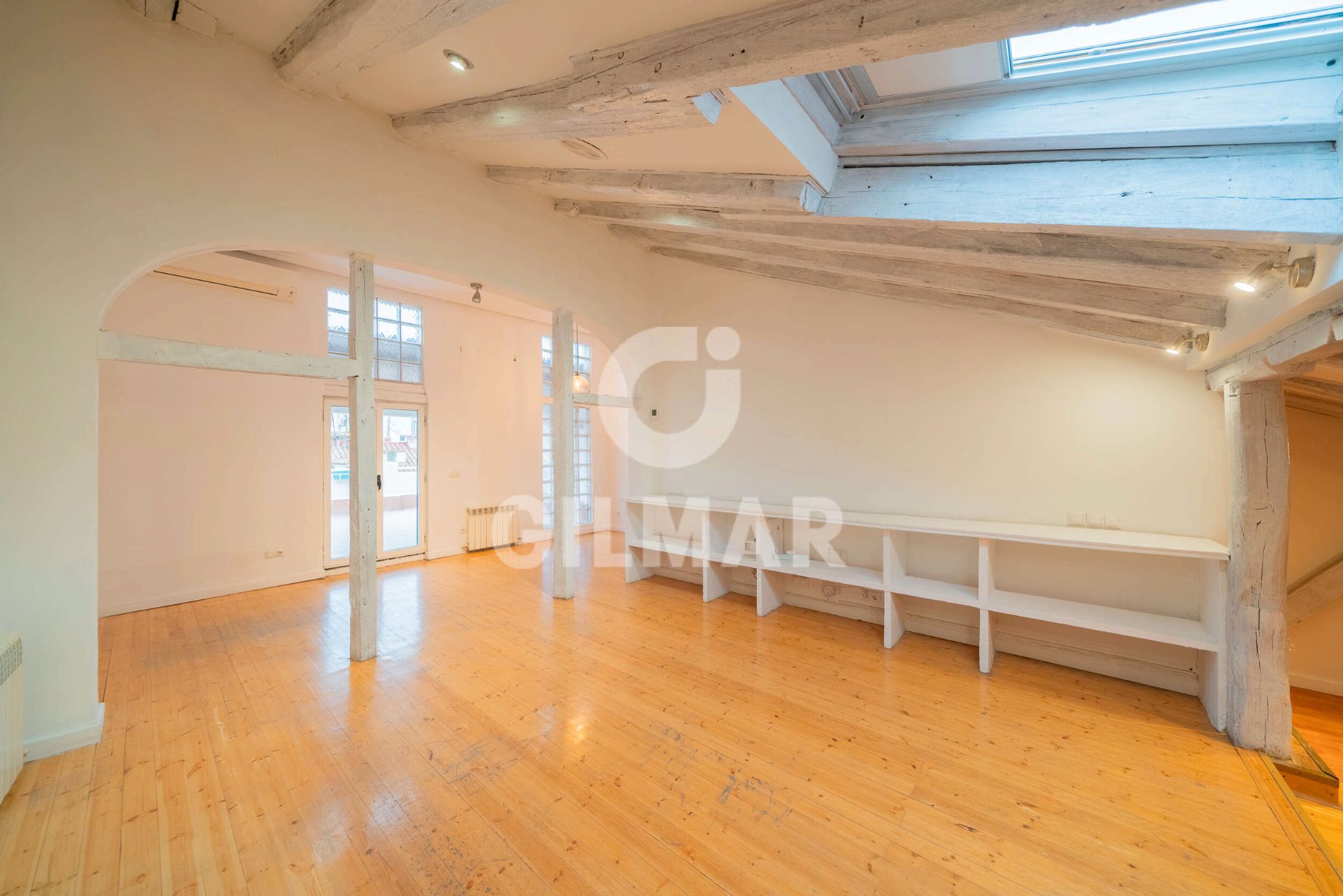 Ático en venta en  Madrid Capital con Aire acondicionado, Calefacción y Terraza