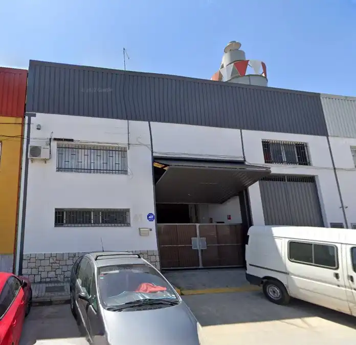 Vista exterior de Nave industrial de alquiler en Aldaia