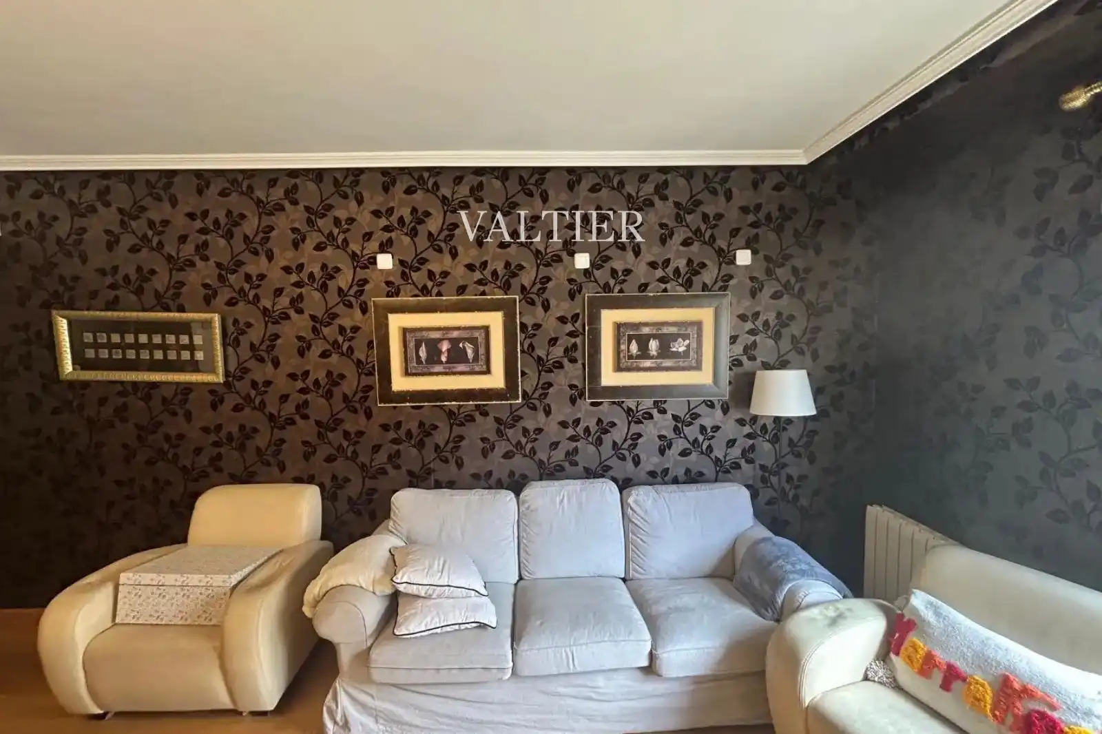 Sala d'estar de Àtic de lloguer en Madrid amb Aire condicionat i Terrassa