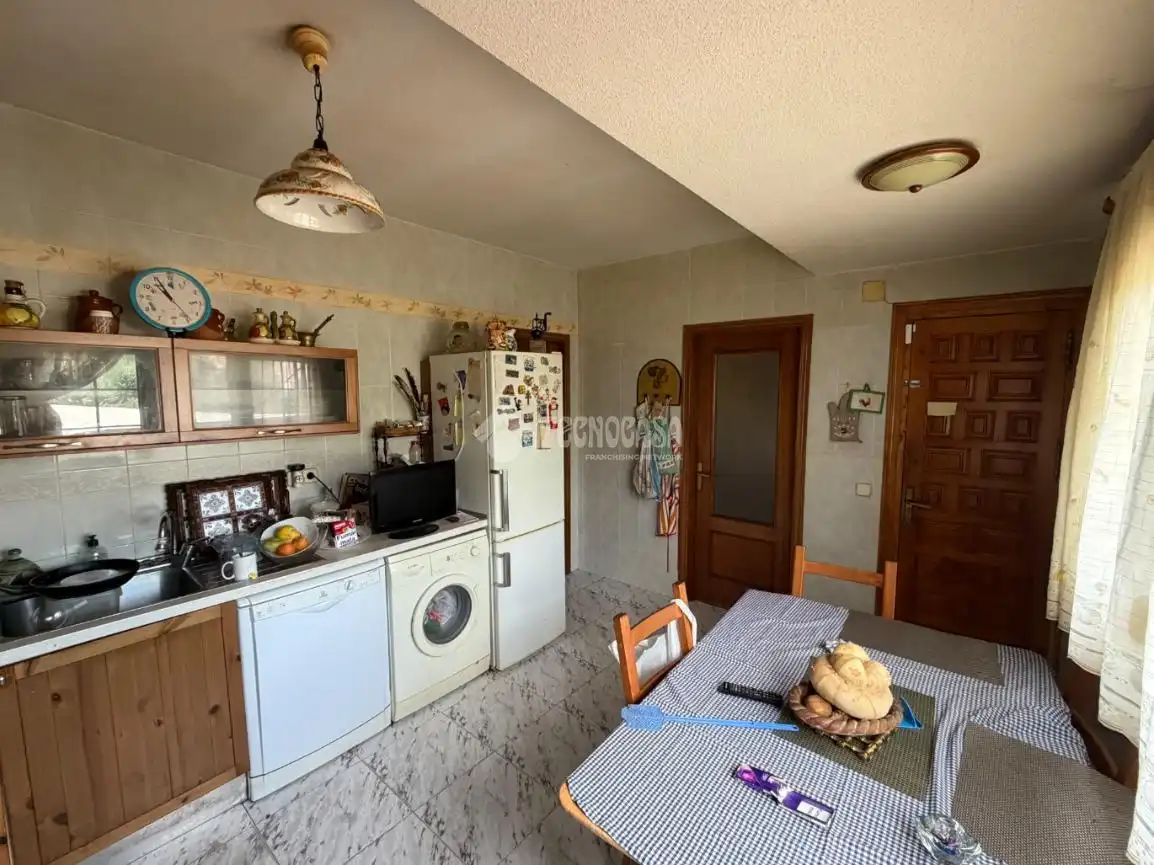 Cuina de Casa o xalet en venda en Valdetorres de Jarama amb Calefacció