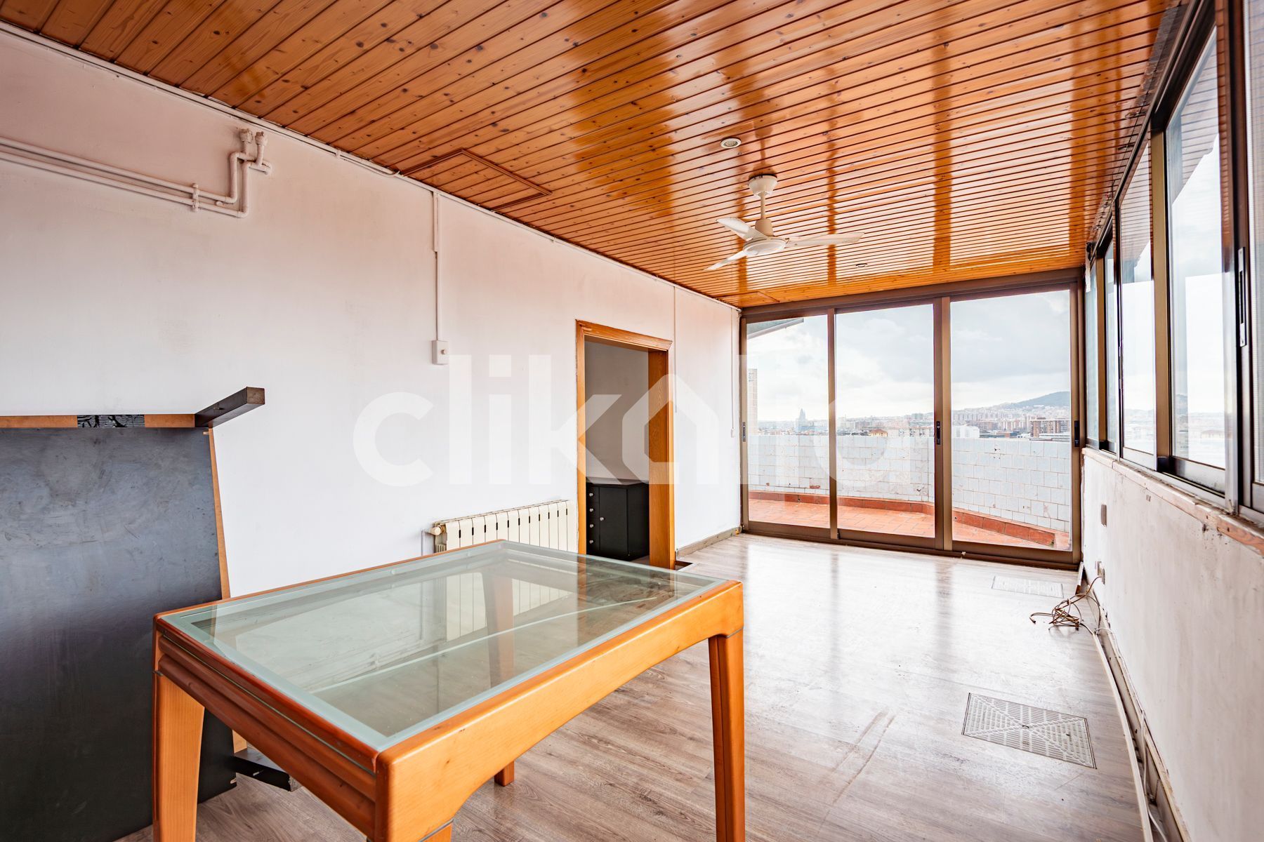 Bedroom of Flat for sale in Santa Coloma de Gramenet  with Air Conditioner, Heating and Terrace