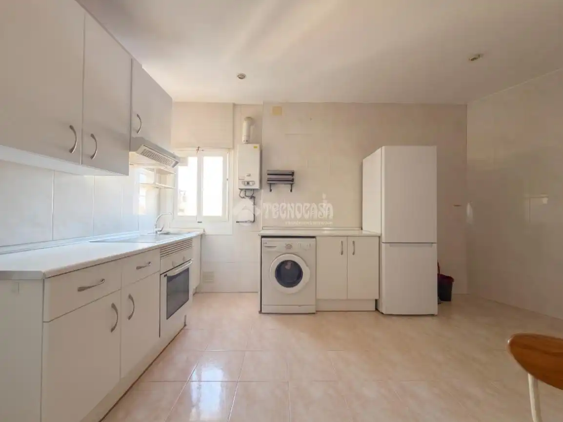 Cocina de Ático en venta en Madrid con Calefacción, Terraza y Balcón
