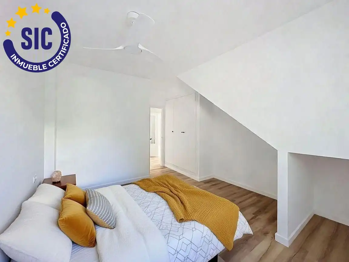 Chalet con jardín en venta en Calle JULIO ROMERO DE TORRES, imagen 12