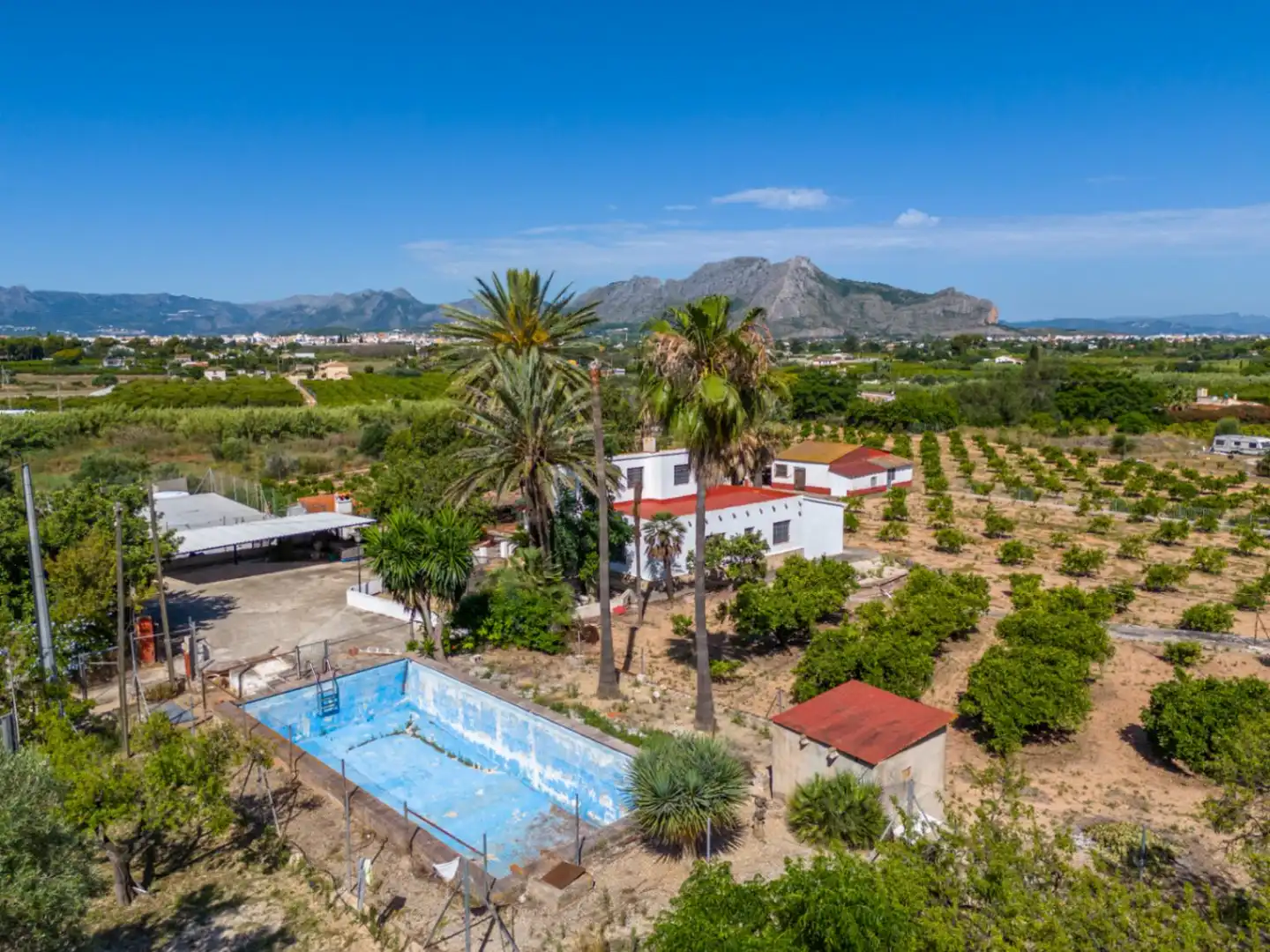 Vista exterior de Finca rústica en venda en Dénia amb Aire condicionat, Calefacció i Jardí privat