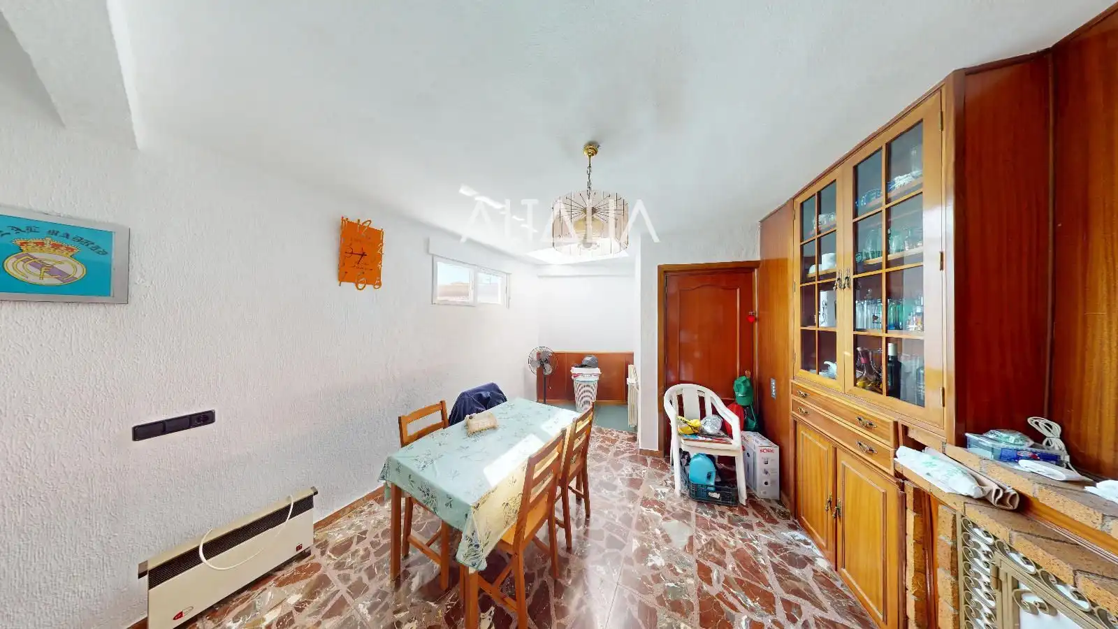 Houses for sale in Pinarejo  with Air Conditioner, Heating and Furnished