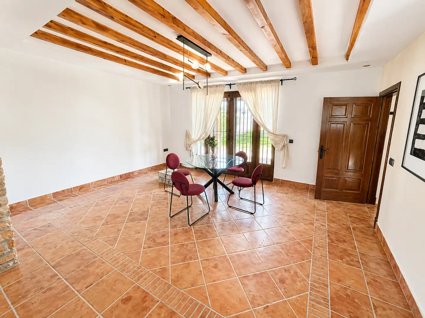 Menjador de Casa o xalet en venda en Arcos de la Frontera amb Aire condicionat, Jardí privat i Terrassa