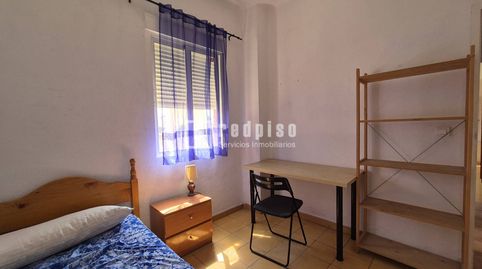 Foto 4 von Wohnung zum Verkauf in De la Virgen de la Estrella, Los Remedios, Sevilla Capital