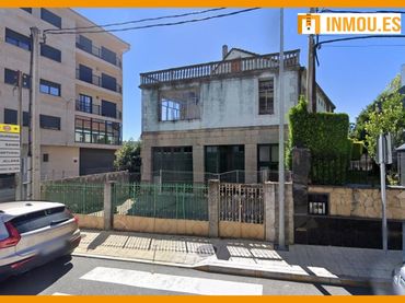 Casa amb jardí en venda a Celanova