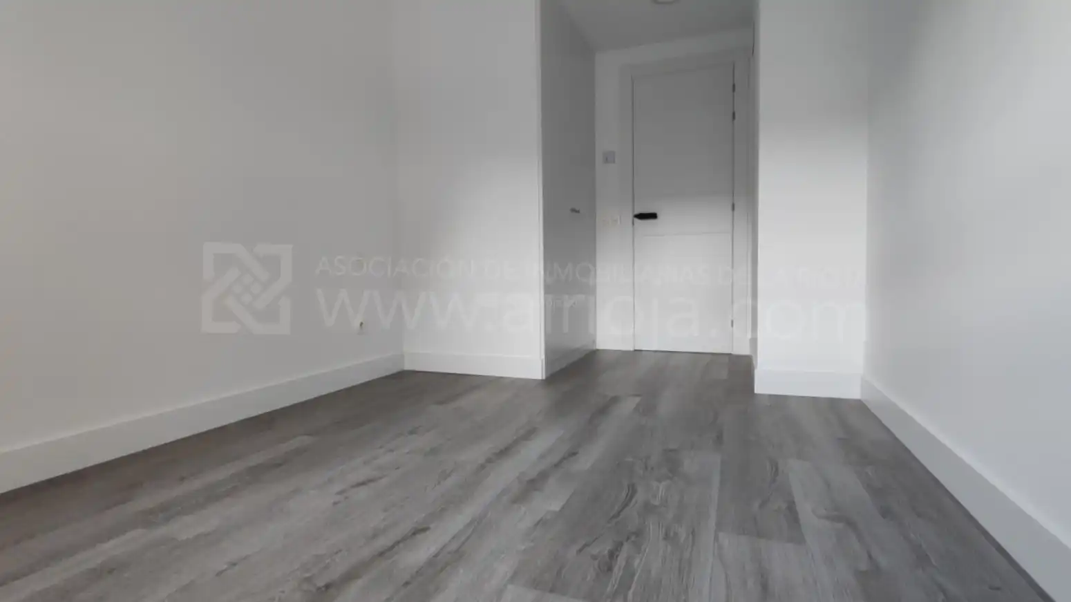 Bedroom of Flat for sale in  Logroño  with Air Conditioner, Heating and Private garden