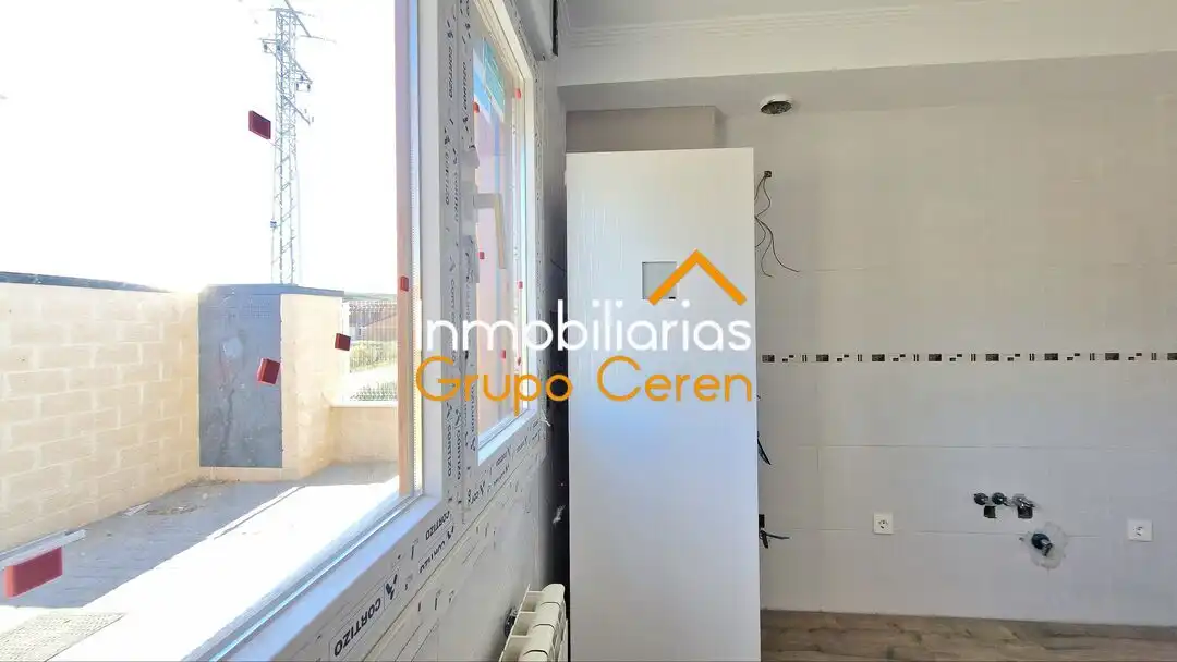 Vista exterior de Casa adosada en venda en Herramélluri amb Calefacció, Jardí privat i Terrassa