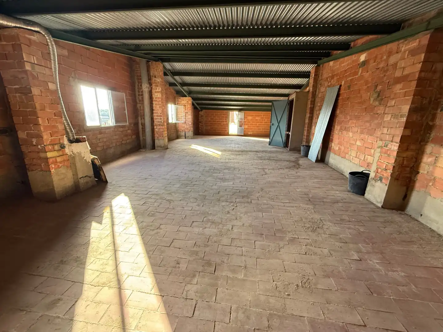 Buildings for sale in Llutxent