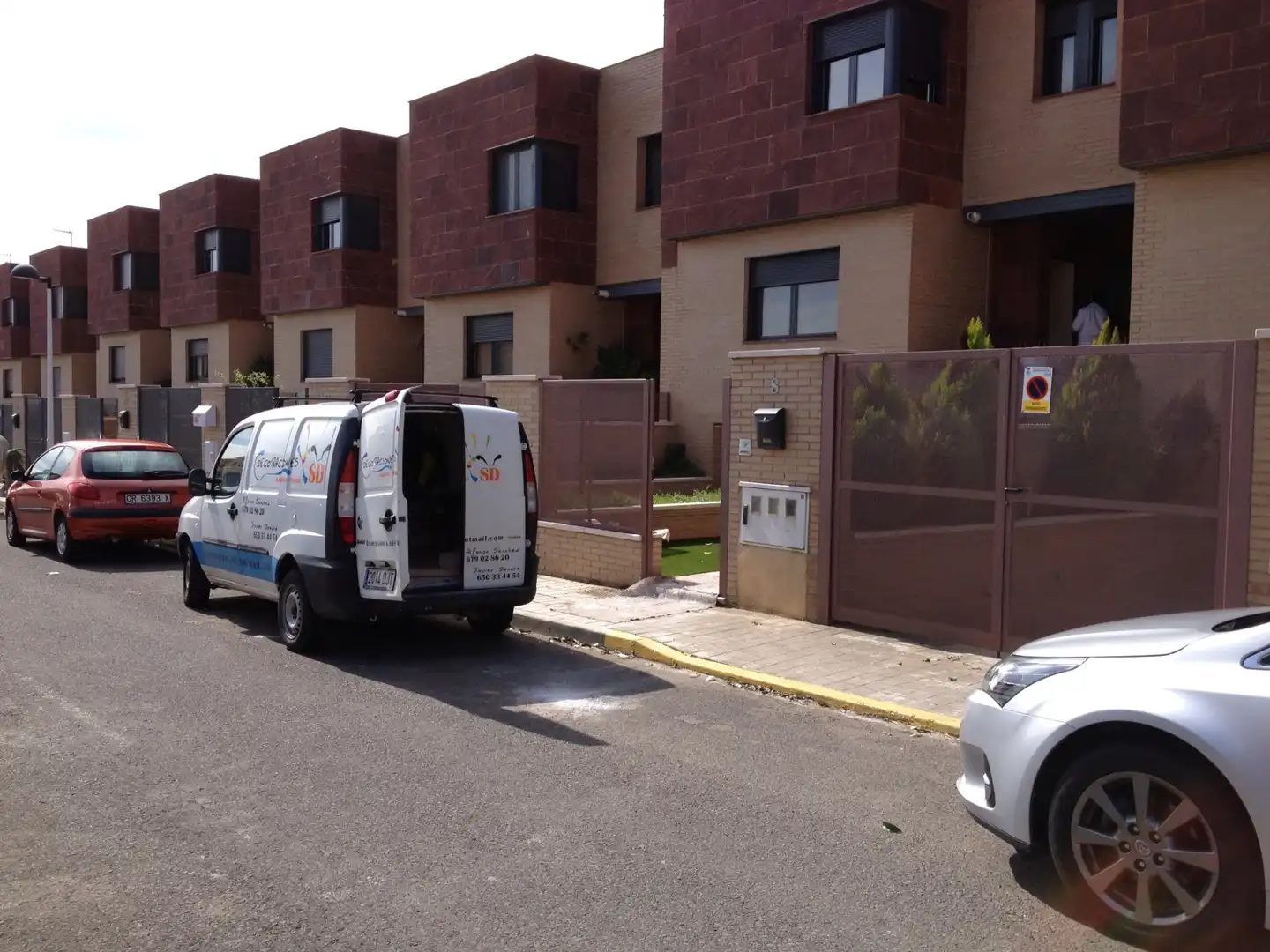 Vista exterior de Casa adosada en venta en Ciudad Real con Aire acondicionado, Calefacción y Jardín privado