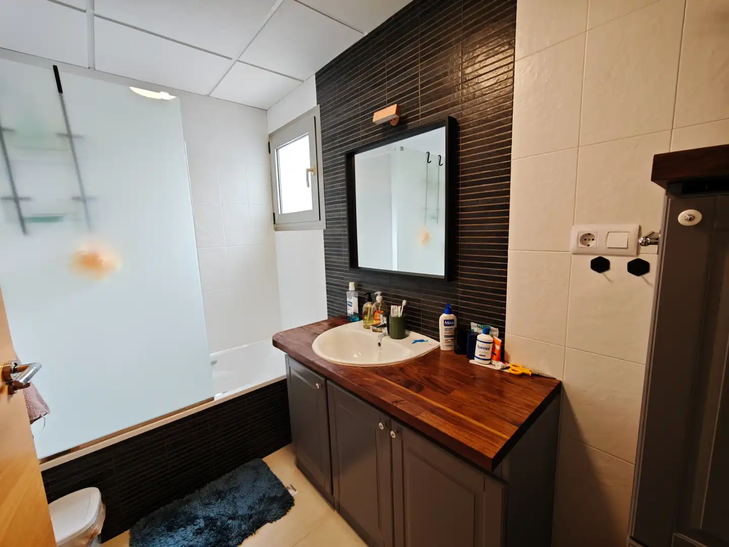 Bathroom of Apartments for sale in San Miguel de Salinas  with Air Conditioner, Storage room and Furnished