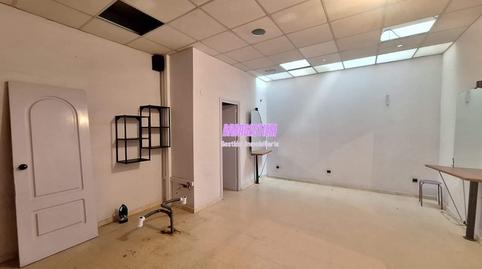 Foto 5 von Geschaftsraum zur Miete in  Riera de Matamoros, Centre, Badalona