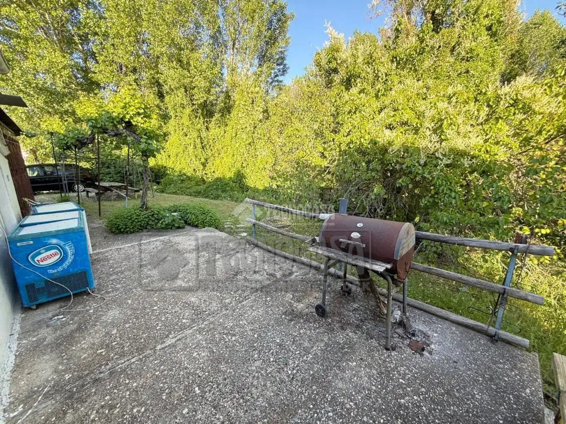 Außenansicht von Haus oder Chalet zum Verkauf in Villalba de la Sierra mit Privatgarten und Terrasse