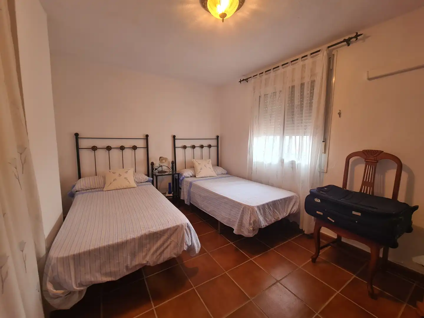 Habitación de Casa adosada en venta en Higuera de la Sierra con Aire acondicionado, Terraza y Trastero