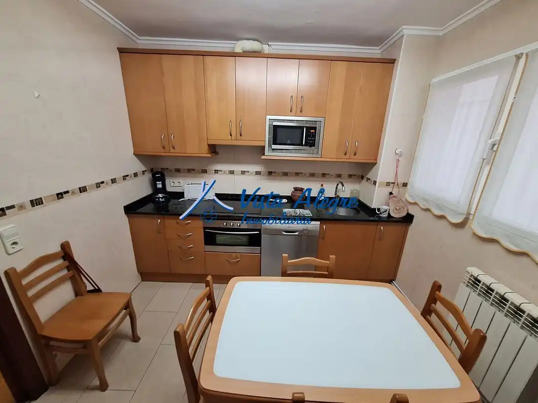 Küche von Wohnung zum Verkauf in Haro mit Heizung, Terrasse und Möbliert