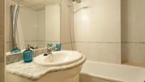 Bathroom of Flat for sale in  Barcelona Capital