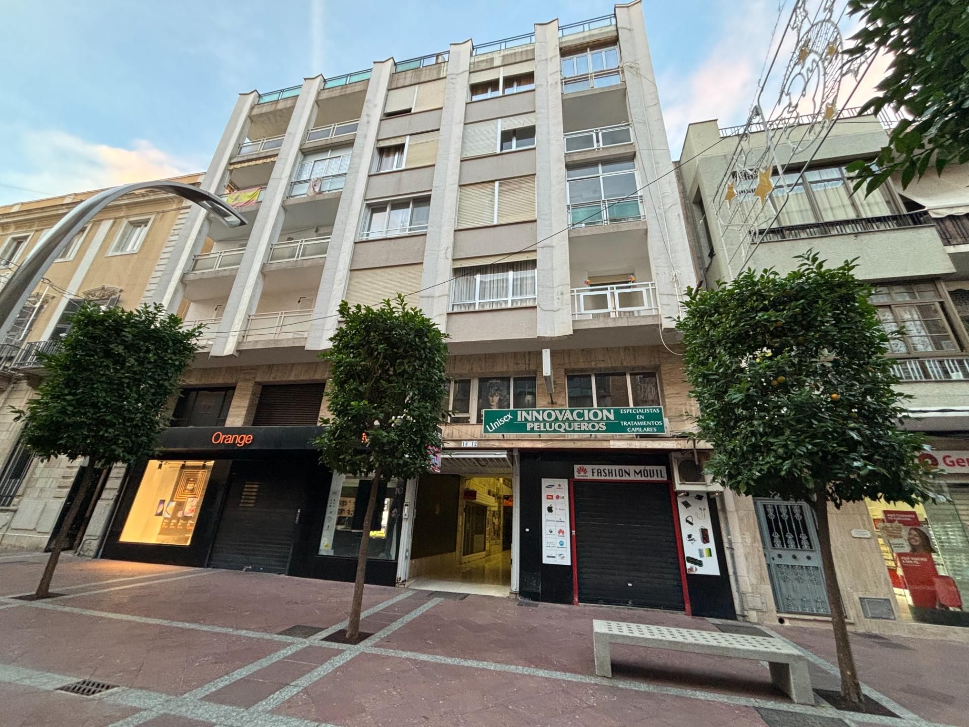 Exterior view of Office for sale in Algeciras