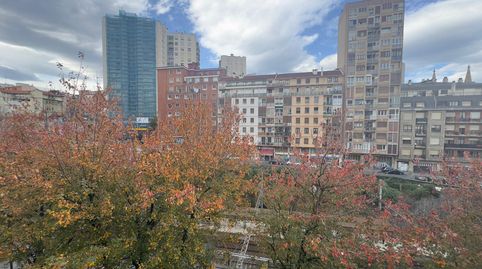 Foto 2 de Piso en venta en Fleming Doktorearen Plaza, Zabala, Bilbao
