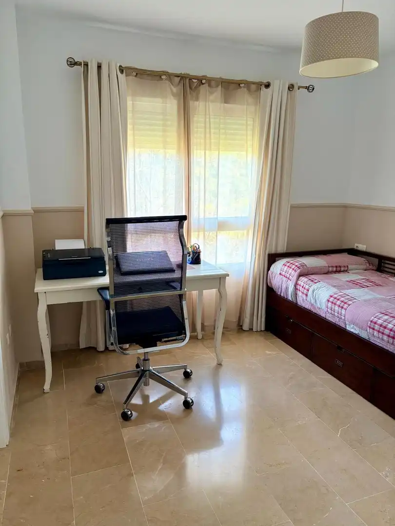 Apartament amb piscina en venda a Calahonda, imagen 14