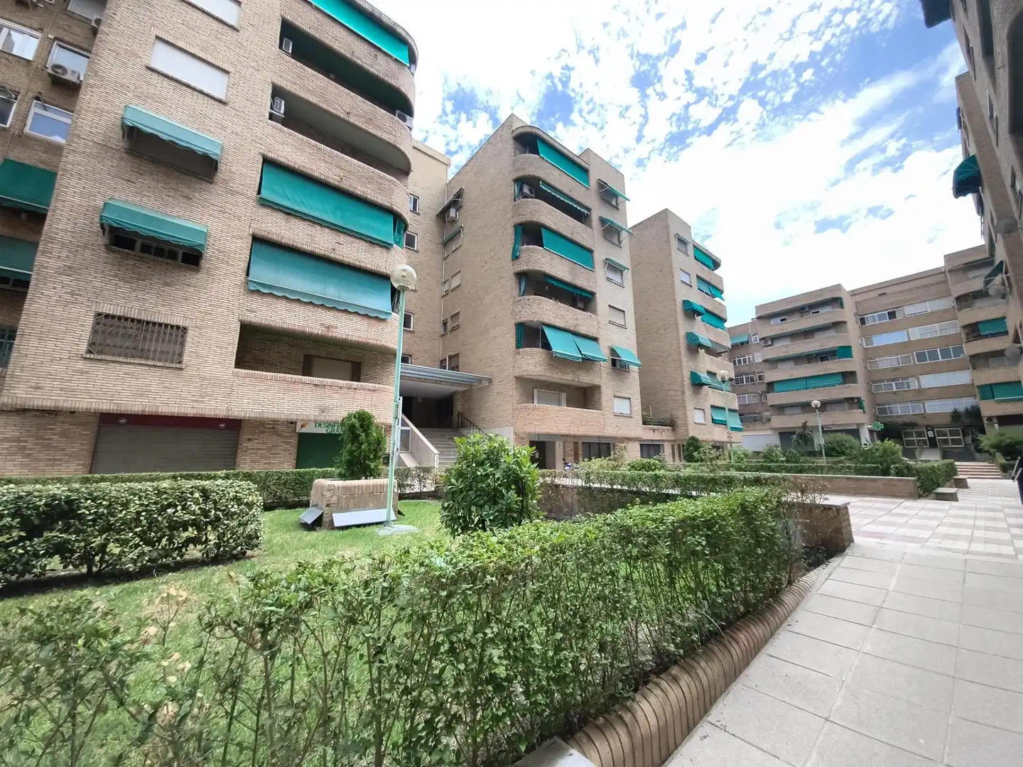 Exterior view of Flat for rent in Ronda