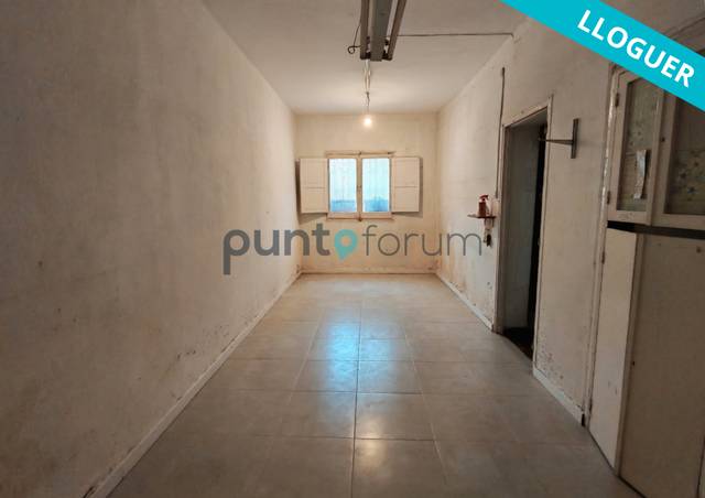 Local comercial en Alquiler en Carrer del Maresme en El Besós i el Maresme