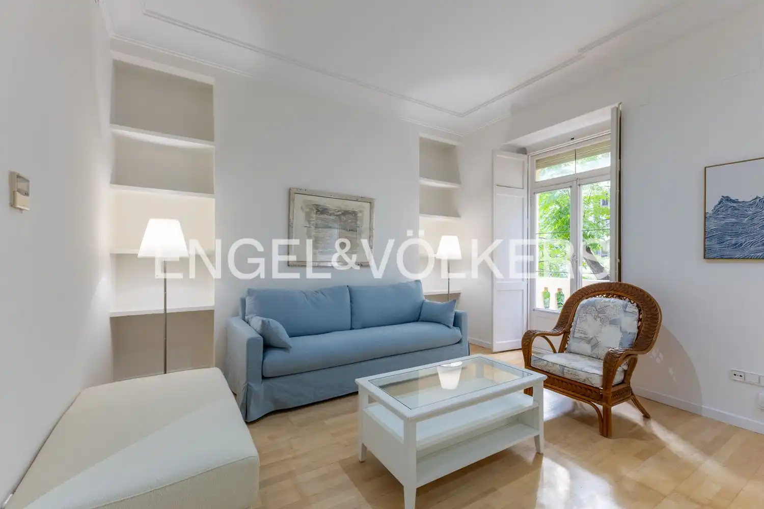 Flat with terrace to rent in Carrer del Comte d'Altea, imagen 2
