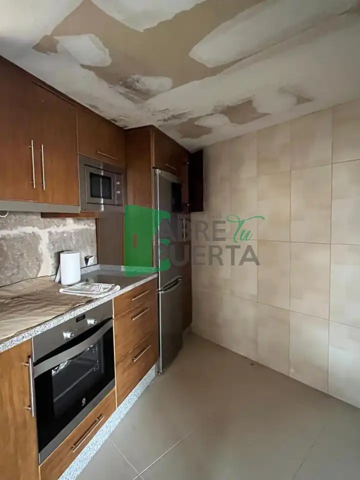 Cocina de Casa o chalet en venta en Vilar de Barrio con Calefacción, Jardín privado y Amueblado