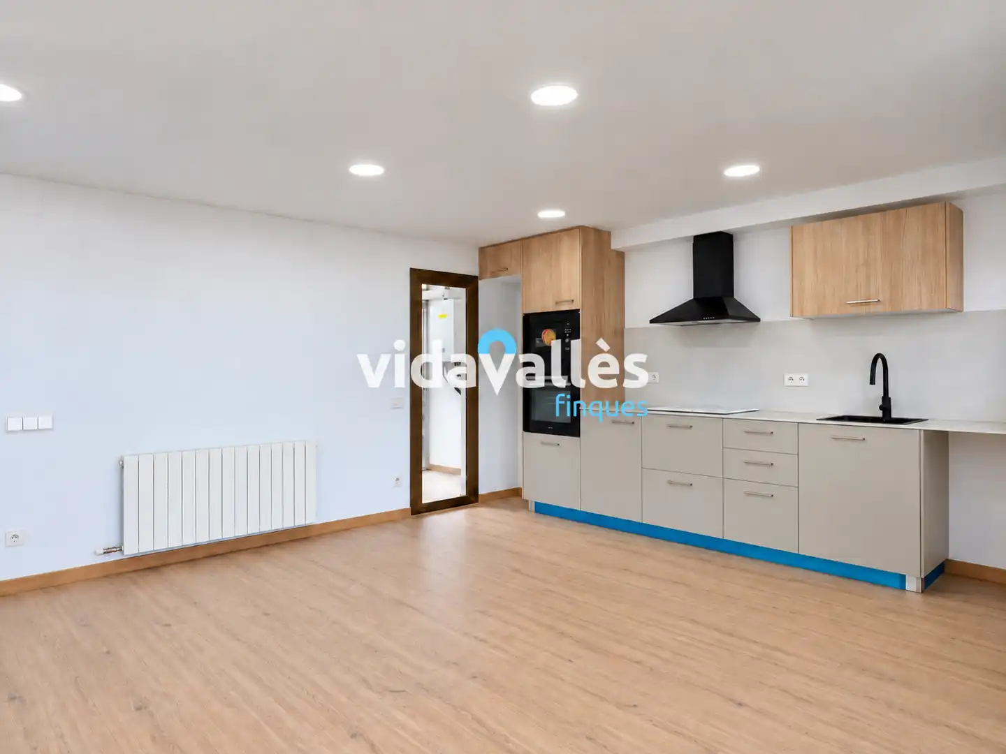 Piso con balcón en venta en Carrer Ripollès, imagen 3