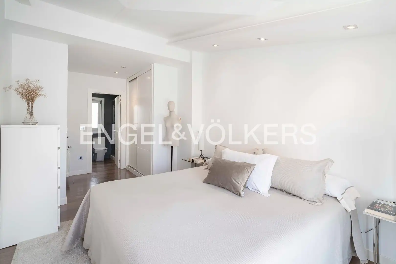 Habitación de Apartamento en venta en A Coruña Capital  con Calefacción y Terraza