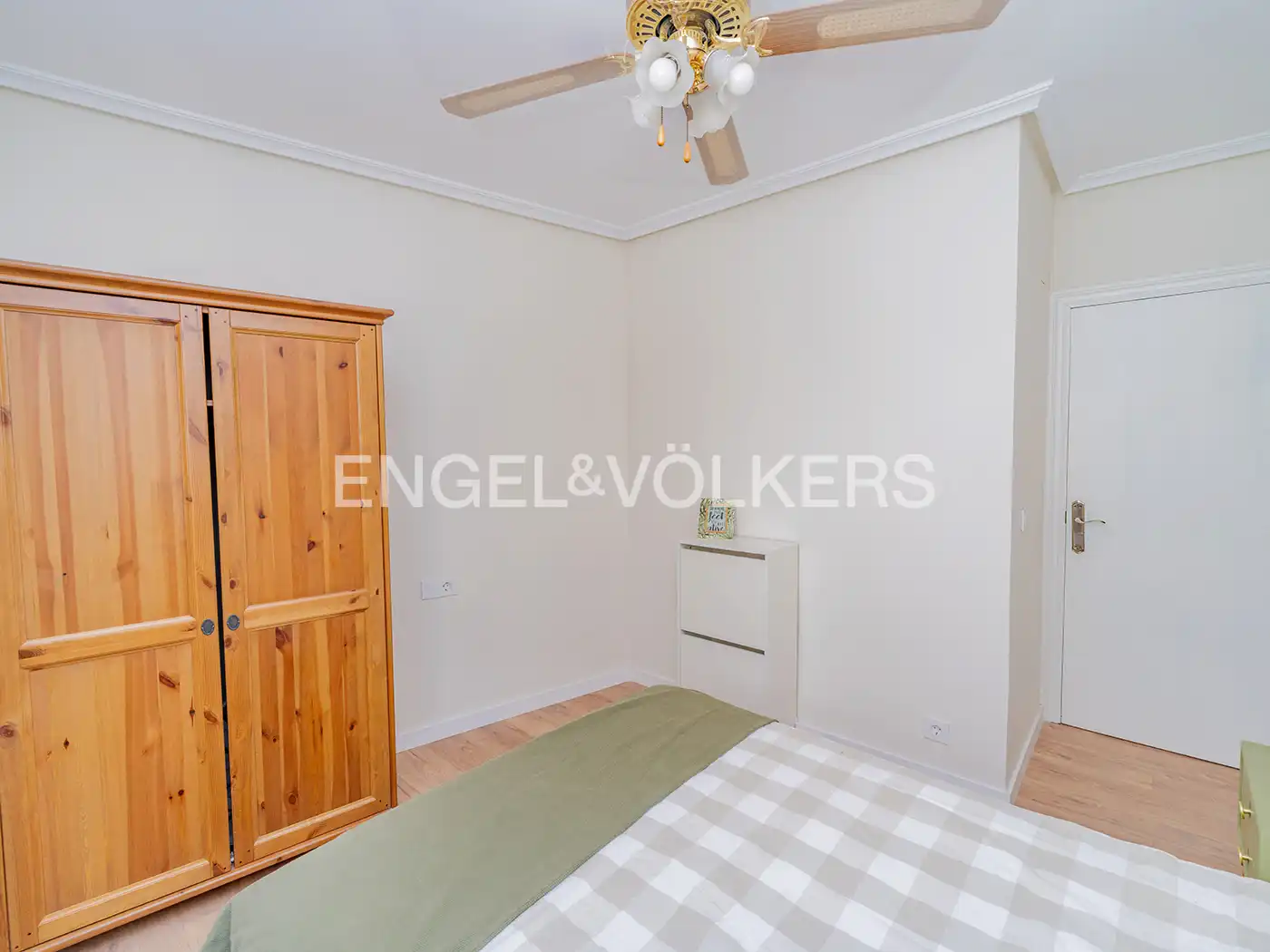 Habitación de Piso en venta en Alicante / Alacant con Aire acondicionado y Calefacción