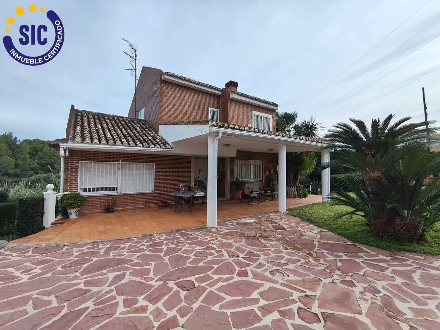 Vista exterior de Casa o chalet en venta en Torrent con Aire acondicionado, Calefacción y Jardín privado