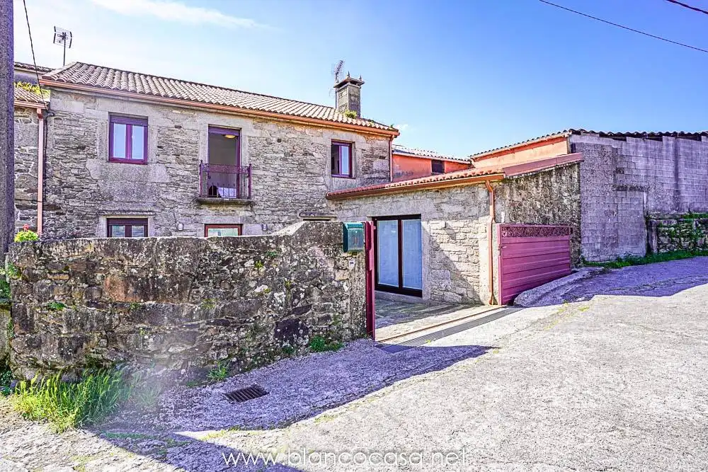Vista exterior de Casa o chalet en venta en Vimianzo con Calefacción, Trastero y Amueblado