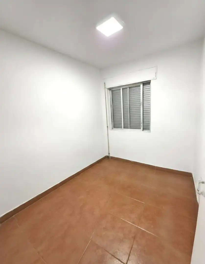 Habitación de Piso en venta en Madrid