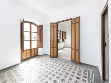 Penthouse mit Balkon zum Verkauf in 39 Calle Gran Vía de Colón