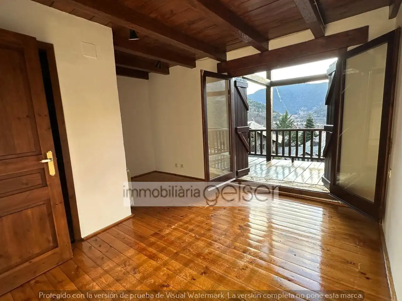 Vista exterior de Dúplex en venta en Ordino con Calefacción, Parquet y Terraza