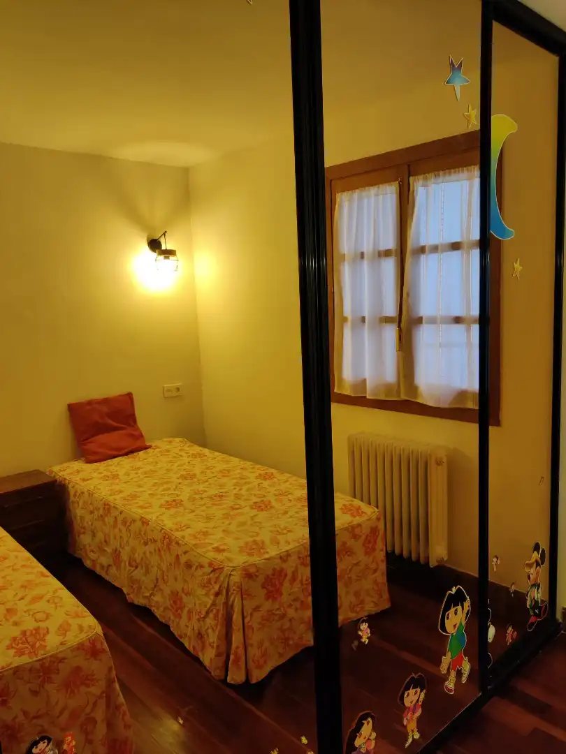 Habitación de Piso de alquiler en Lekunberri con Amueblado y Balcón