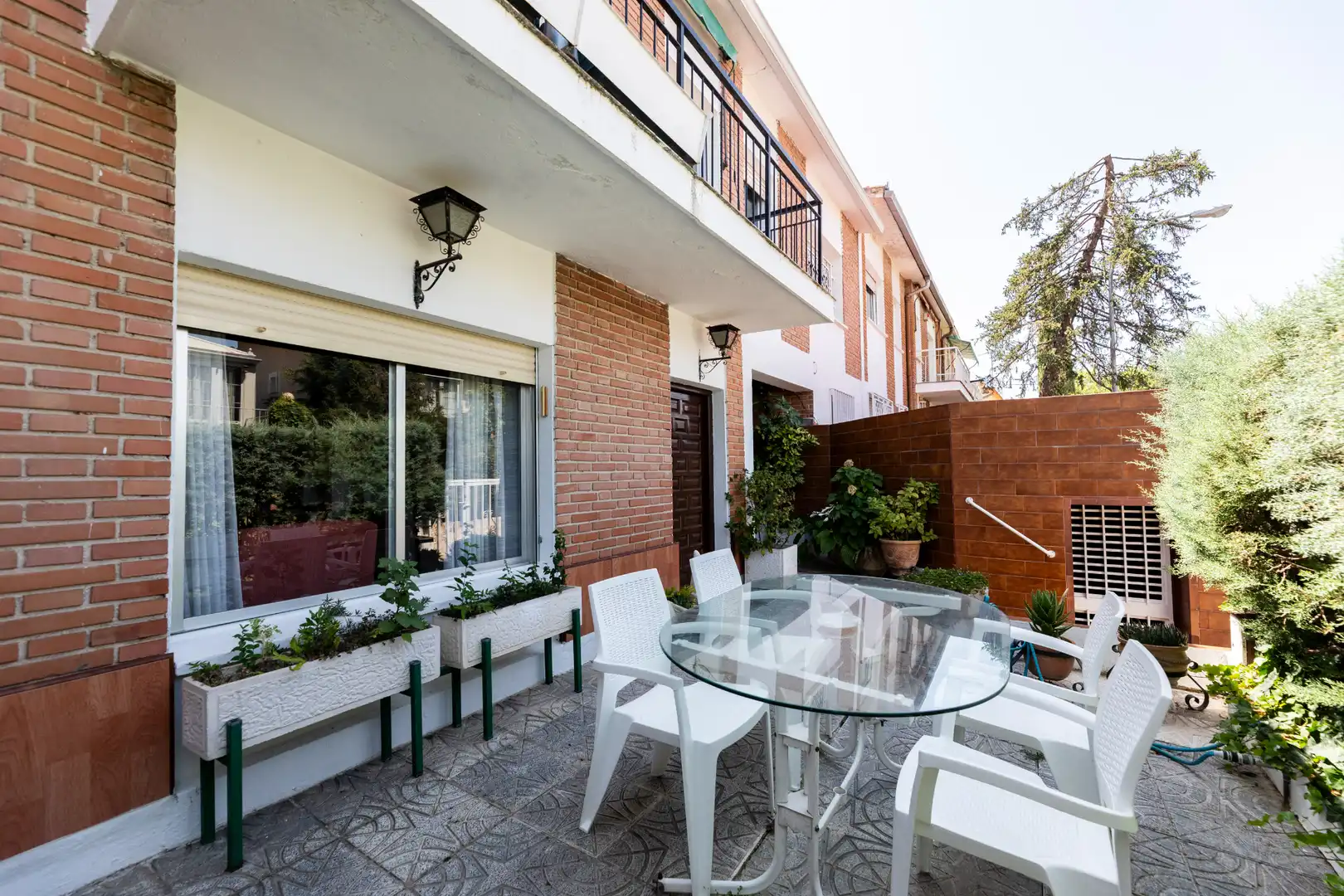 Terraza de Casa adosada en venta en Madrid con Calefacción, Jardín privado y Trastero