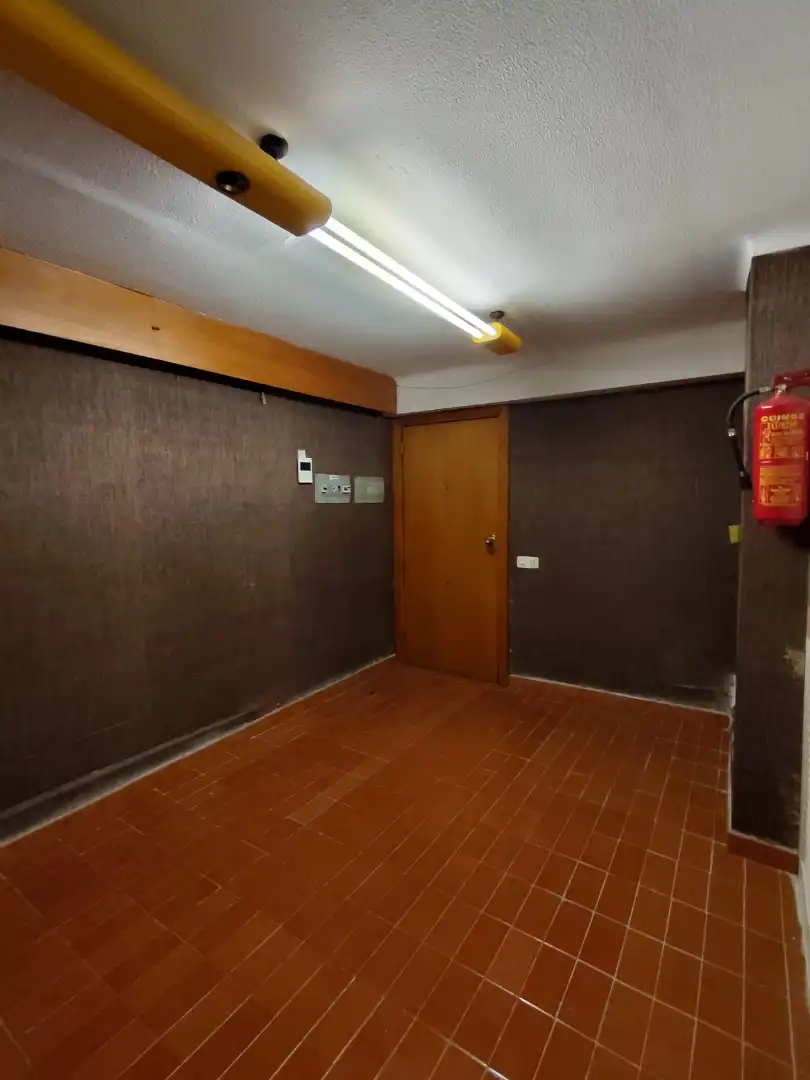 Local en venda a Carrer d'Eivissa, 14, Nou Eixample Sud