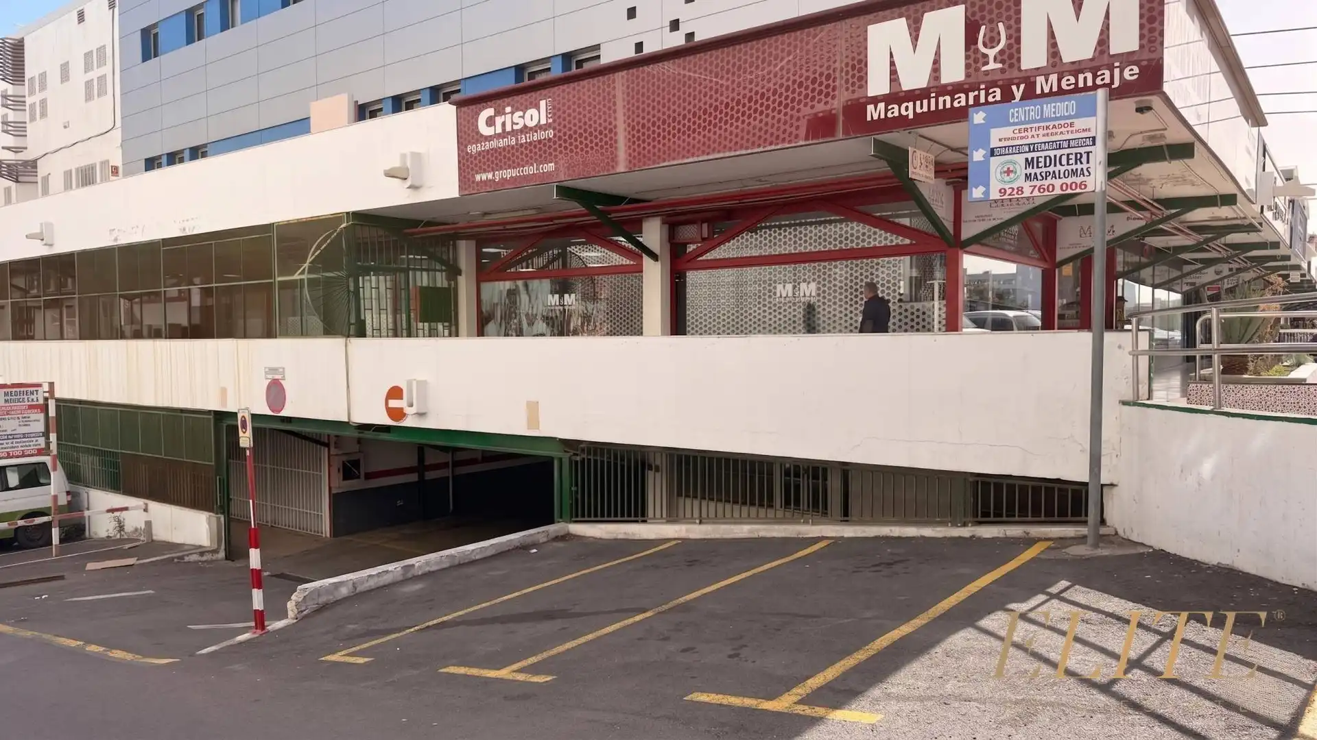 Parking de Oficina en venta en San Bartolomé de Tirajana con Aire acondicionado y Amueblado