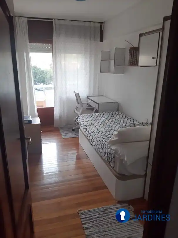 Bedroom of Flat for rent in Bilbao   with Heating and Terrace