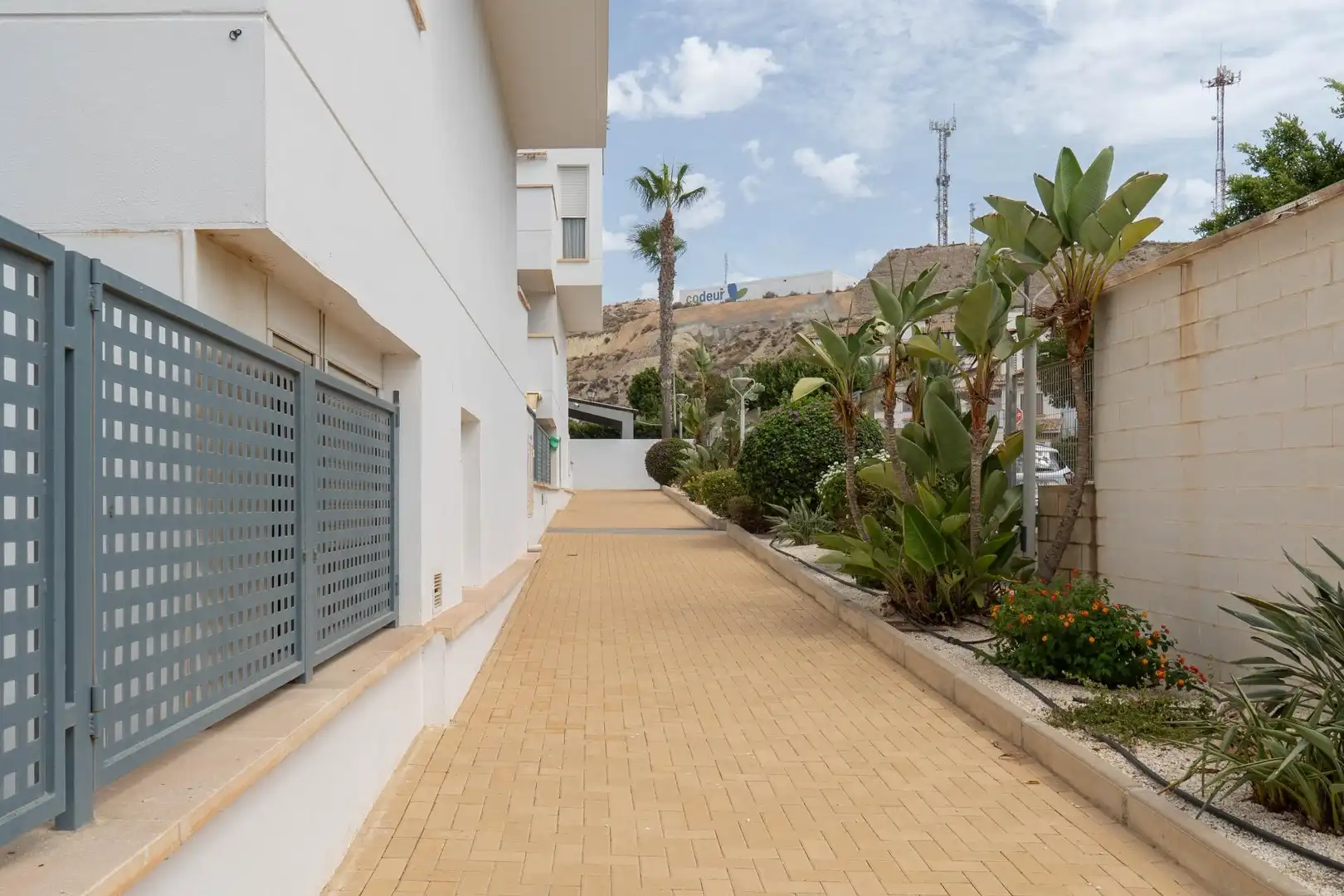 Vista exterior de Piso en venta en Vera con Aire acondicionado, Terraza y Trastero