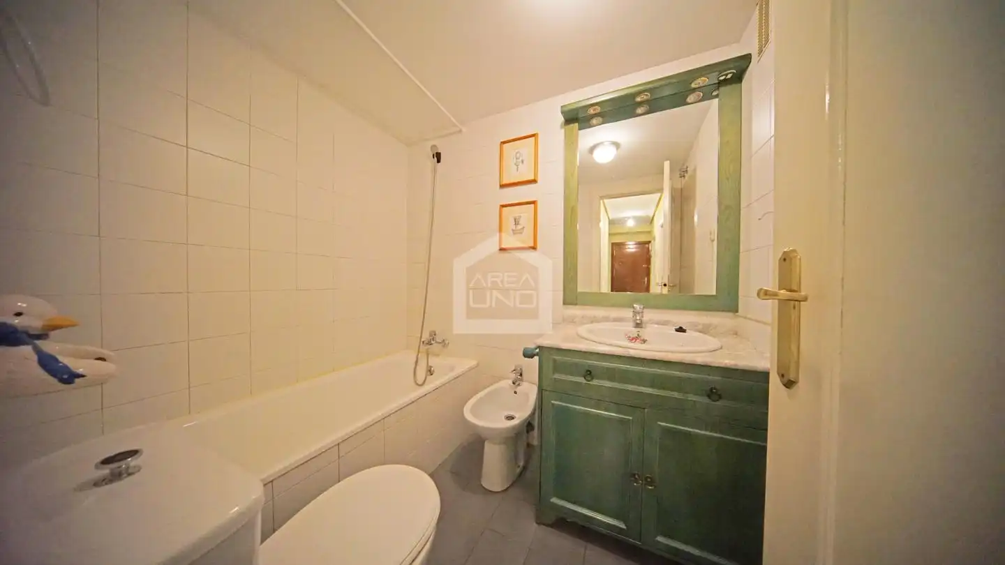 Baño de Piso en venta en Madrid con Calefacción
