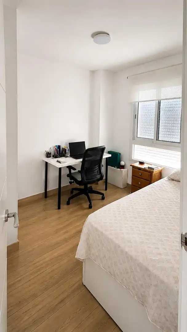 Bedroom of Flat for rent in Alicante / Alacant  with Air Conditioner, Furnished and Balcony